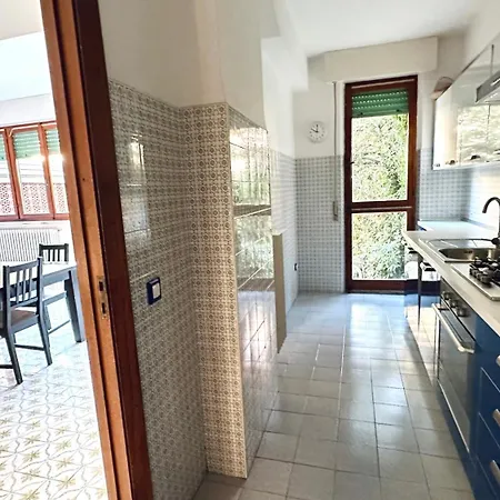 M145 - Marcelli, Completamente Accessoriata Lejlighed *